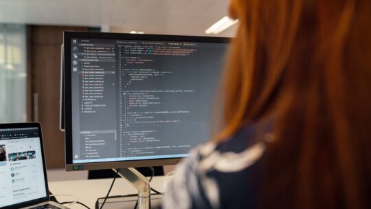 Maatwerksoftware: efficiëntie en werkplezier voor jouw bedrijf